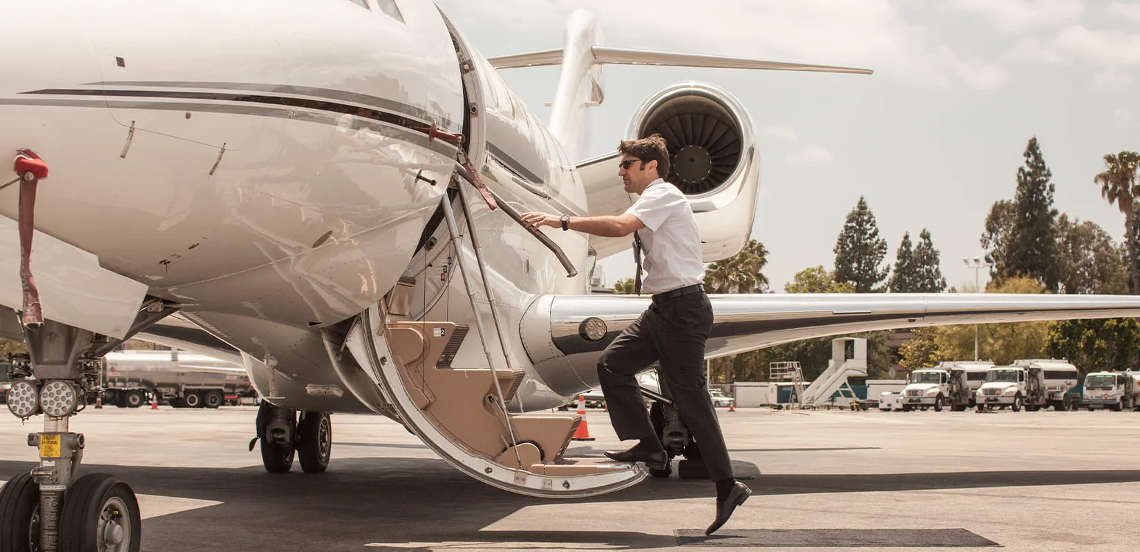 14 Smart Reasons Families Choose Private Jet Travel for Vacations blog image
